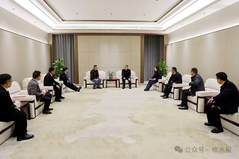 视频丨郑庆华刘婕会见客商
