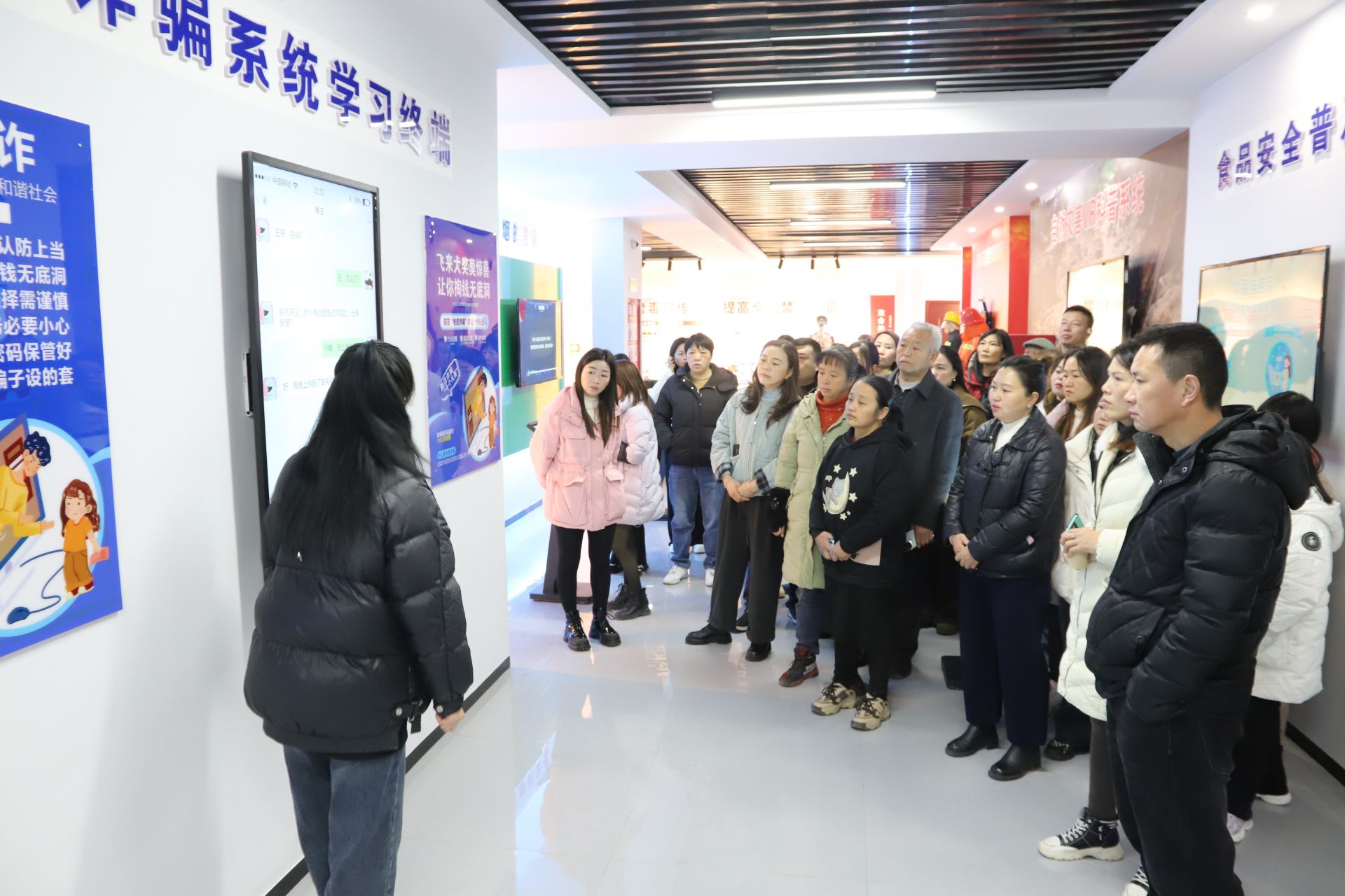 县三中举办家长护校志愿者应急救护培训