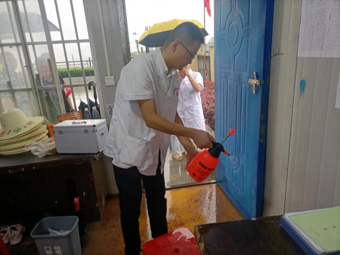 港口街镇：汛期防疫 健康不可大意