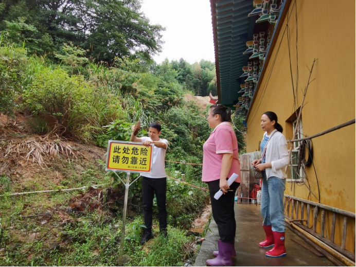港口街镇：强化地质灾害点巡查，确保安全度汛