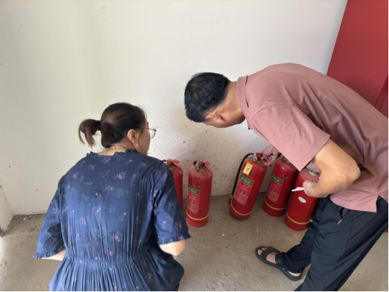 养老享老 “安”度晚年——涌泉乡开展敬老院消防安全检查工作