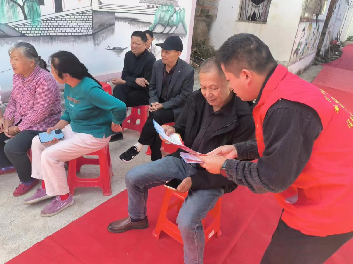 涌泉乡：医保宣传面对面 政策解读零距离