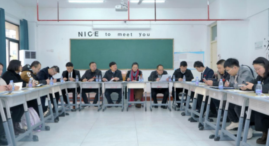 群策群力谋发展 同心同德创未来——金伯乐国际教育集团召开第一次教职工代表大会