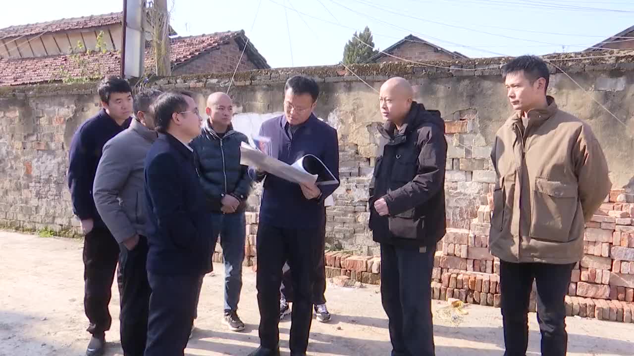 盛炜实地调研城区消费新业态新场景培育发展情况