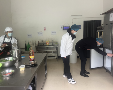 大沙镇：开展“食品安全工作”督导活动