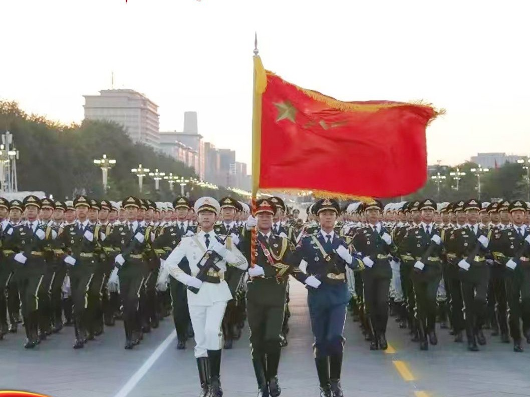 海报组｜致敬最可爱的人