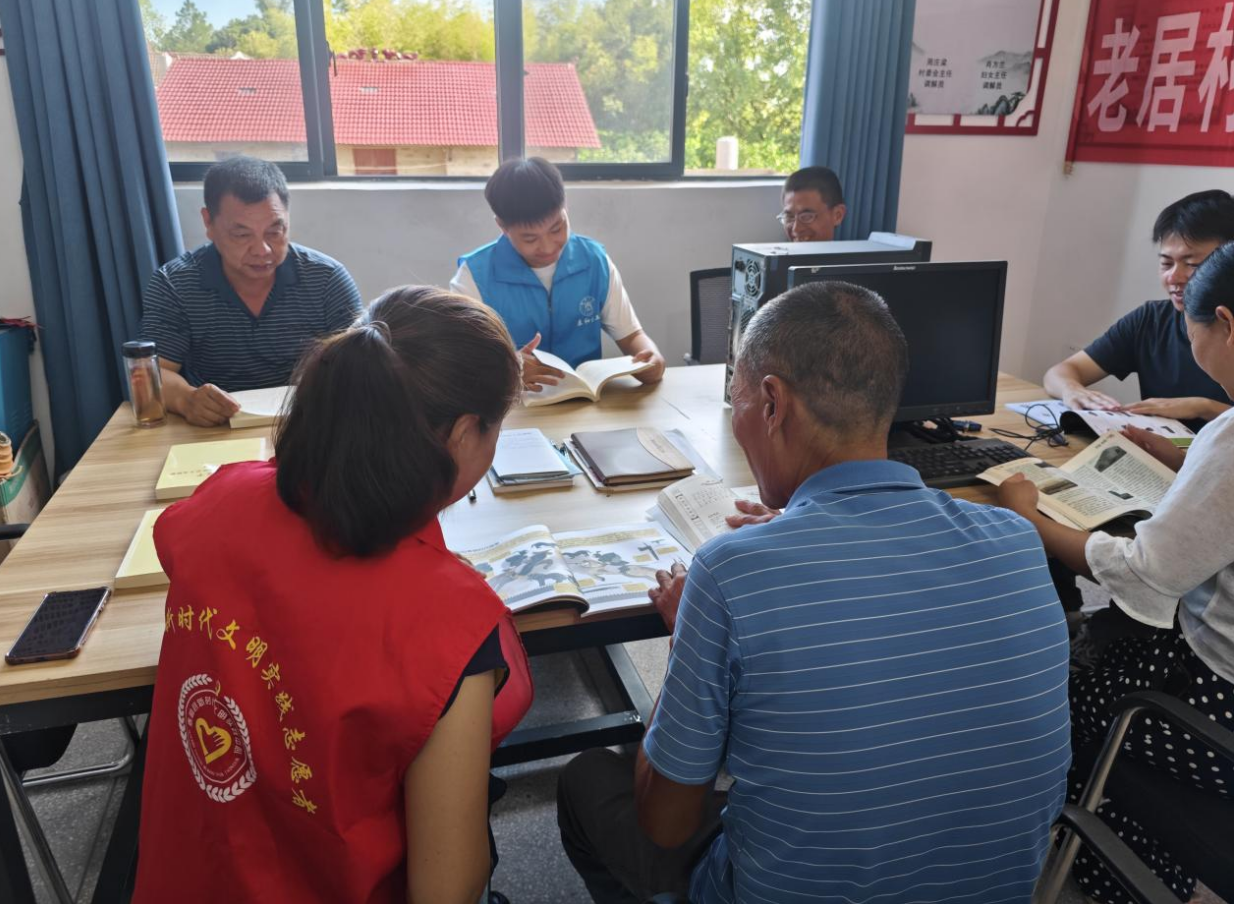 上模乡开展“书香润乡村·阅读促振兴”农家书屋主题阅读活动