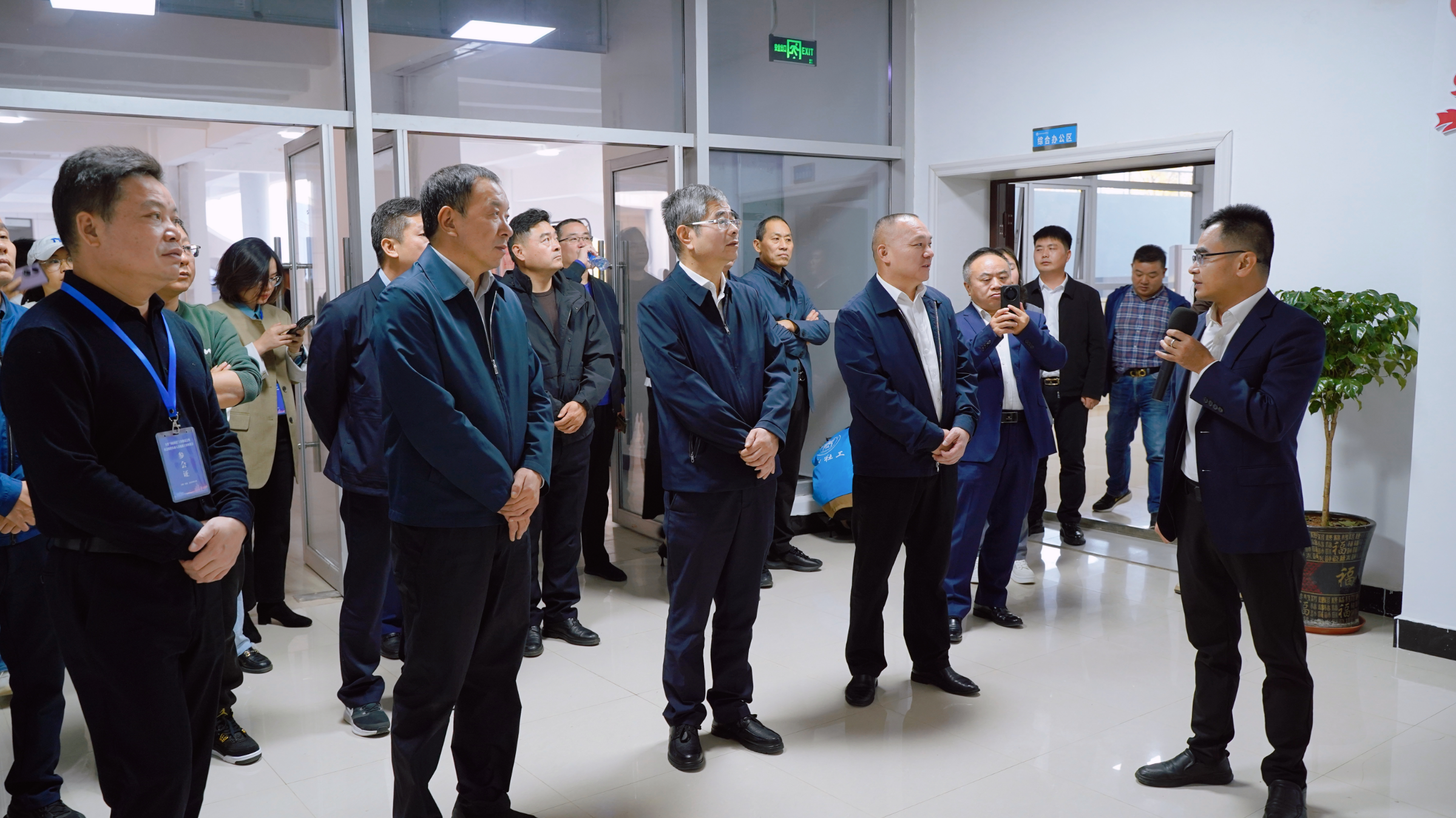 全省“双联双引”工作推进会暨社会组织从业人员统战工作座谈会参会代表团来泰和县参观考察
