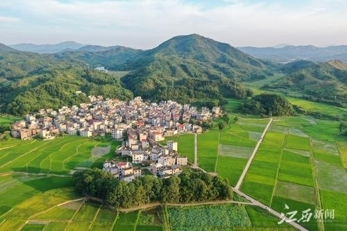 人民日报头版报道丨江西奋力打造生态文明建设高地（高质量发展调研行）