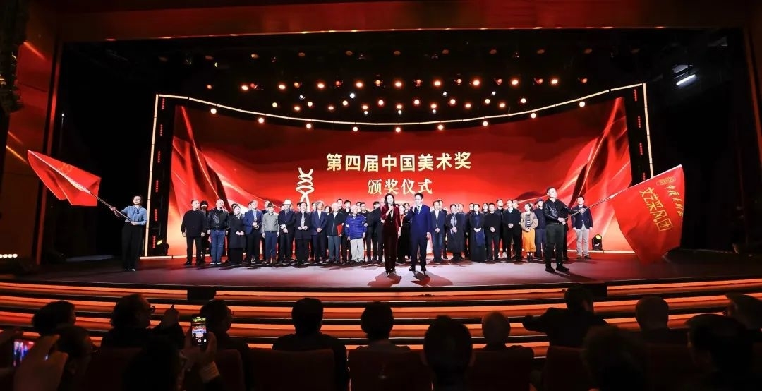 丰城人吕鹏荣获中国美术最高奖
