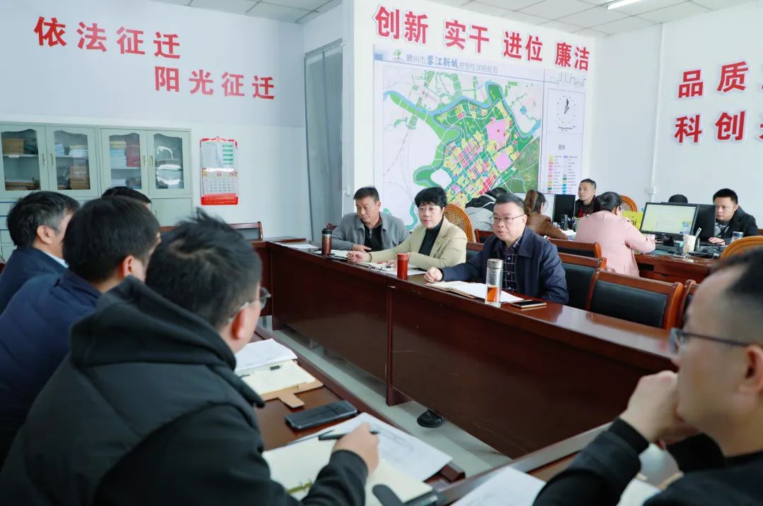 许伟实地调研潭东镇征拆安置历史遗留问题处置工作