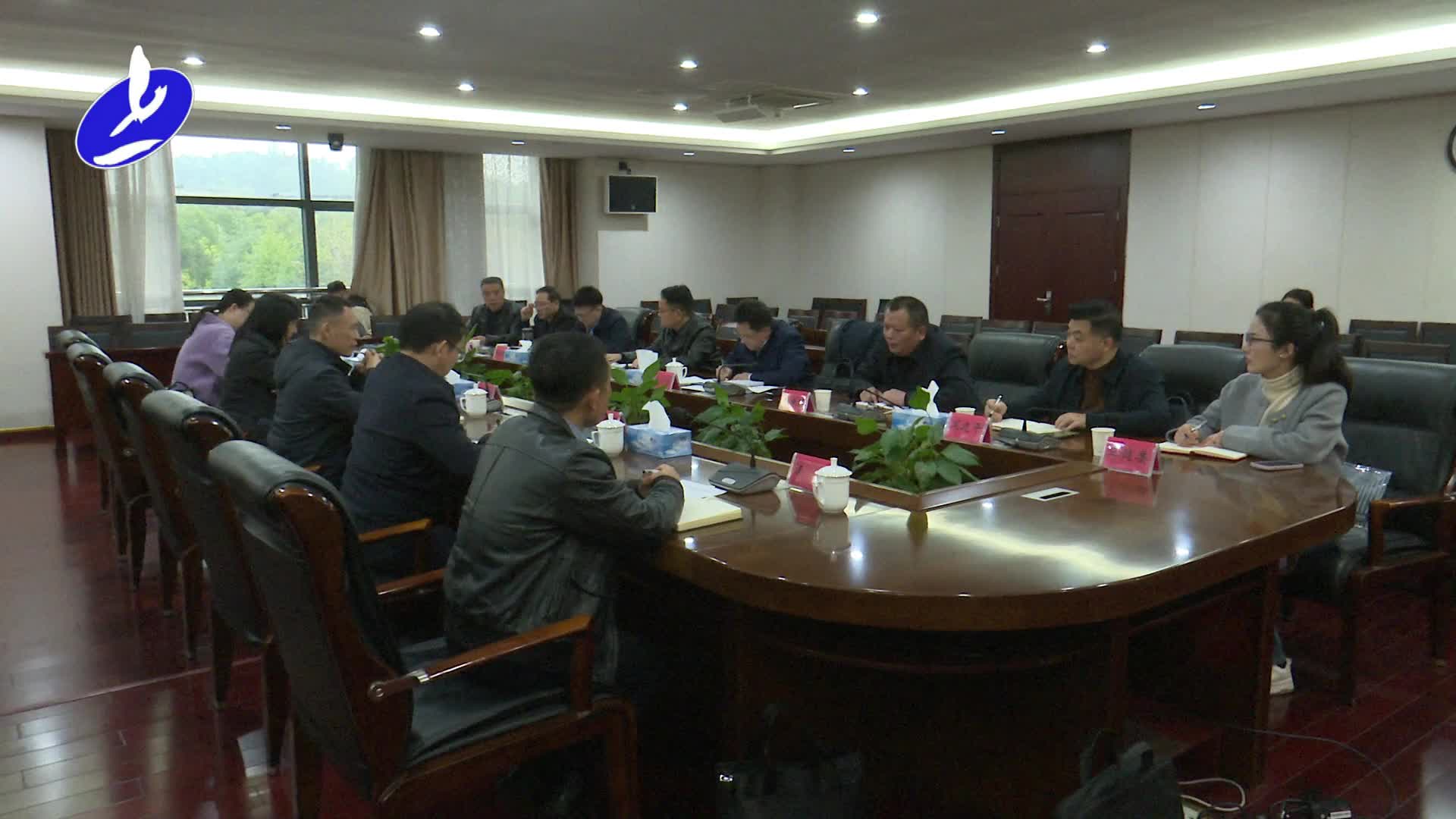 市人民医院到我县开展下基层帮扶推进医联体建设座谈会