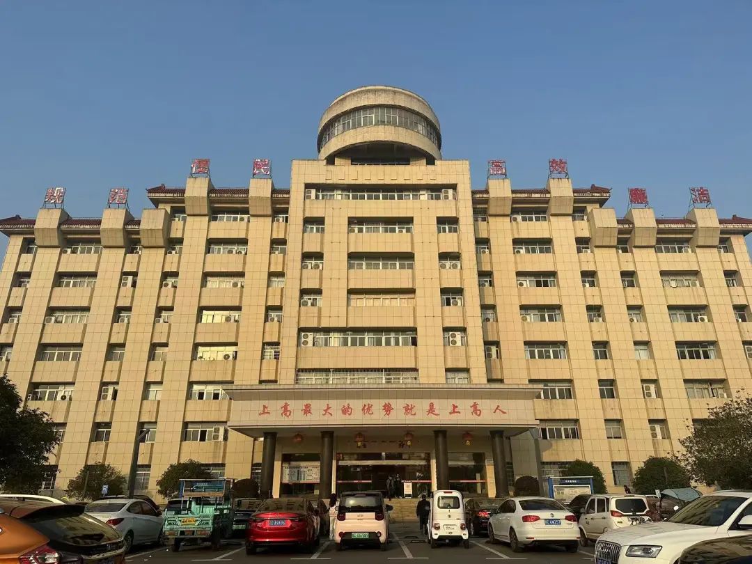提升群众满意度 | “帮办代办”政务服务 为民解困有温度
