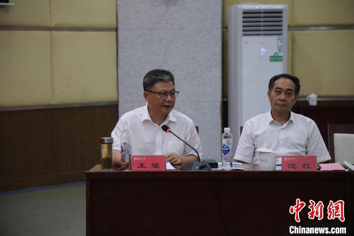文旅专家在南昌开展学术研讨 共话旅游强国建设-中新网