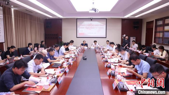 《如何发展新质生产力：理论内涵、实践要求与战略选择》在北京发布-中新网