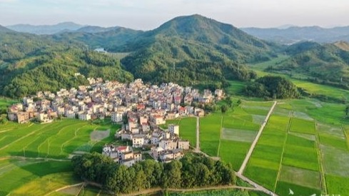 人民日报头版报道丨江西奋力打造生态文明建设高地（高质量发展调研行）