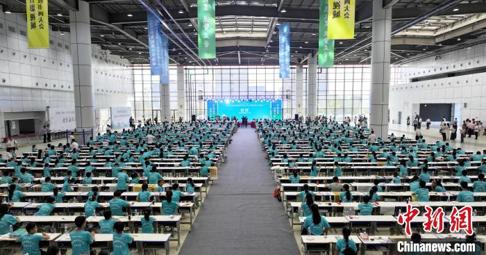 全国少儿艺术人才选拔书画大会总决赛在江西进贤举办-中新网