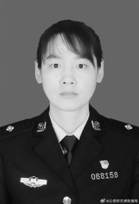 甘肃酒泉一民警在执勤时被车辆撞伤因公牺牲 年仅29岁-中新网