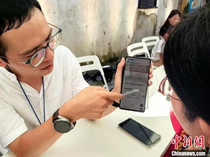 “中医市集”亮相上海千年古镇 带民众感受生活化的传统医学-中新网