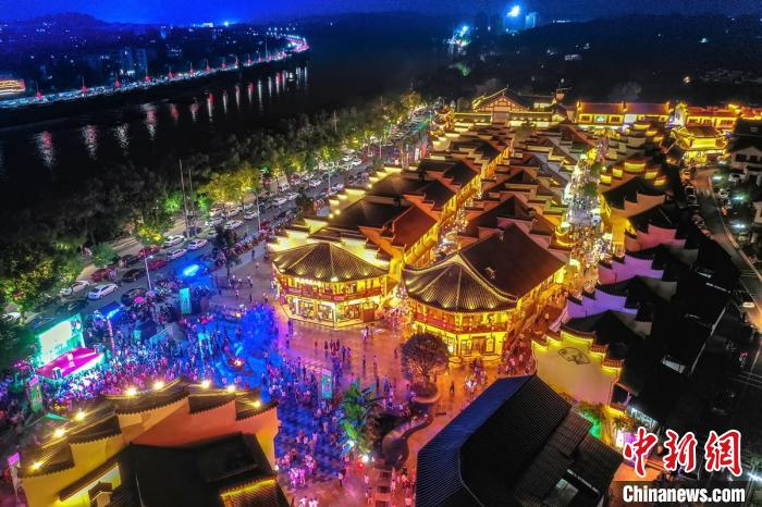 湖南零陵人大多举保护千年古街 孕育文旅新业态-中新网