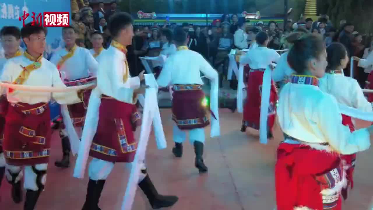 西藏拉萨文旅市场持续升温