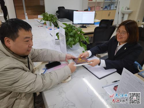  江西医保“高效办成一件事”落地见效