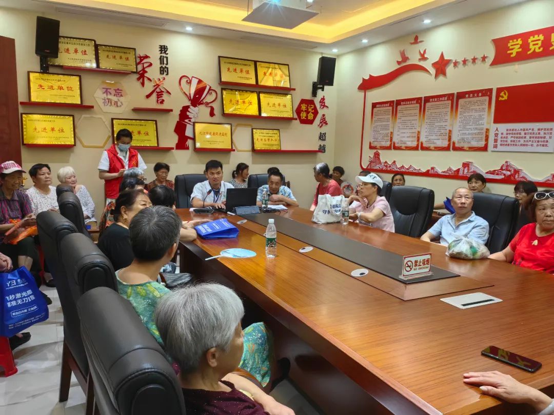 九江市第三人民医院开展“爱心义诊走基层 健康服务‘零距离’”系列活动