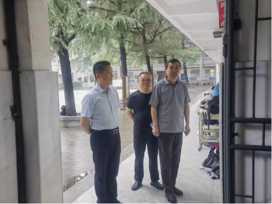 市教科所一行到九江市第三中学开展期末考试巡视检查工作