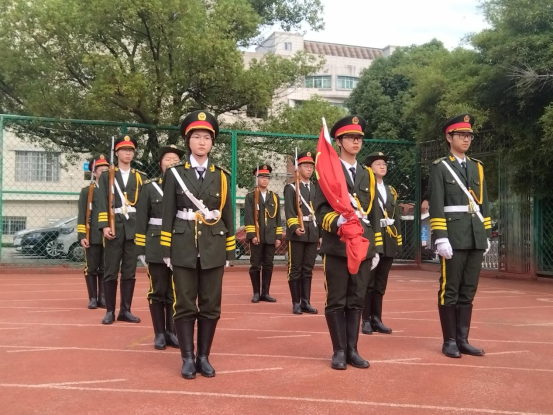 九江市第三中学举行升国旗仪式