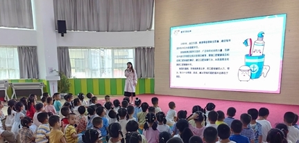 市政府机关幼儿园：萌牙之约 绽放微笑