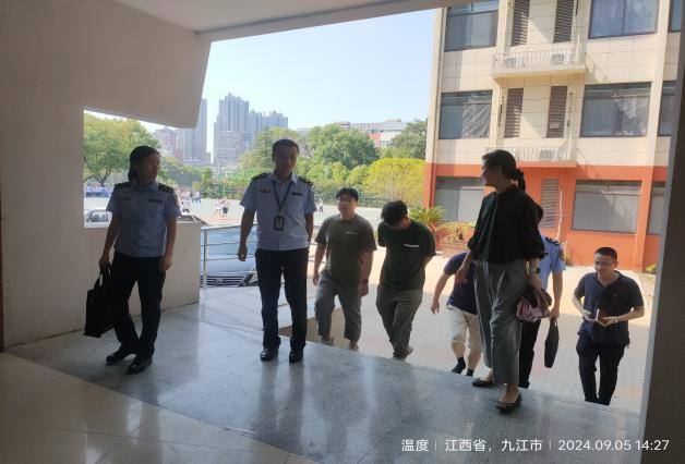 守护师生“舌尖上的安全”！九江七中食堂迎来专项检查