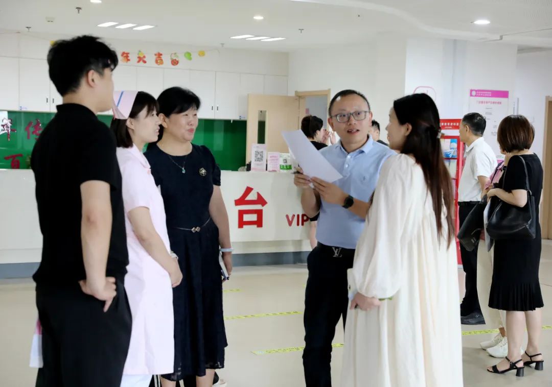 省财政重点绩效评价专家组来九江市妇幼保健院调研“免费提供出生缺陷防控服务”工作