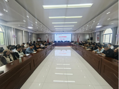 九江三中召开行政干部会