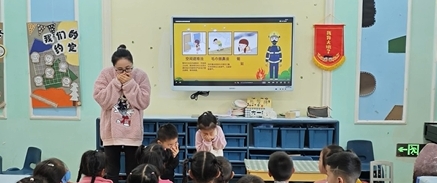 九江市湖滨幼儿园：消防在行动 安全共守护