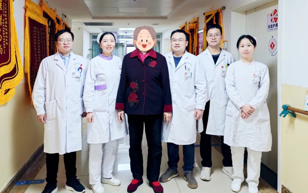 “镜”上添花 九江学院附属医院OSE/UBE微创新技术为高龄腰椎管狭窄患者解难题