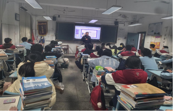 九江实验中学开展宪法宣传周系列活动