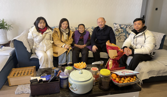 隆冬透寒意，慰问暖人心！九江实验中学开展2025年春节走访慰问活动