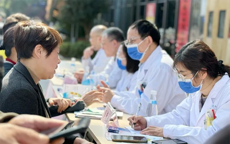 九江学院附属医院开展“世界睡眠日”健康义诊活动