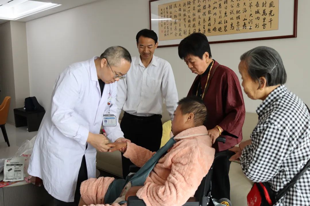 九江市中医医院联合濂溪区残联开展上门评残活动