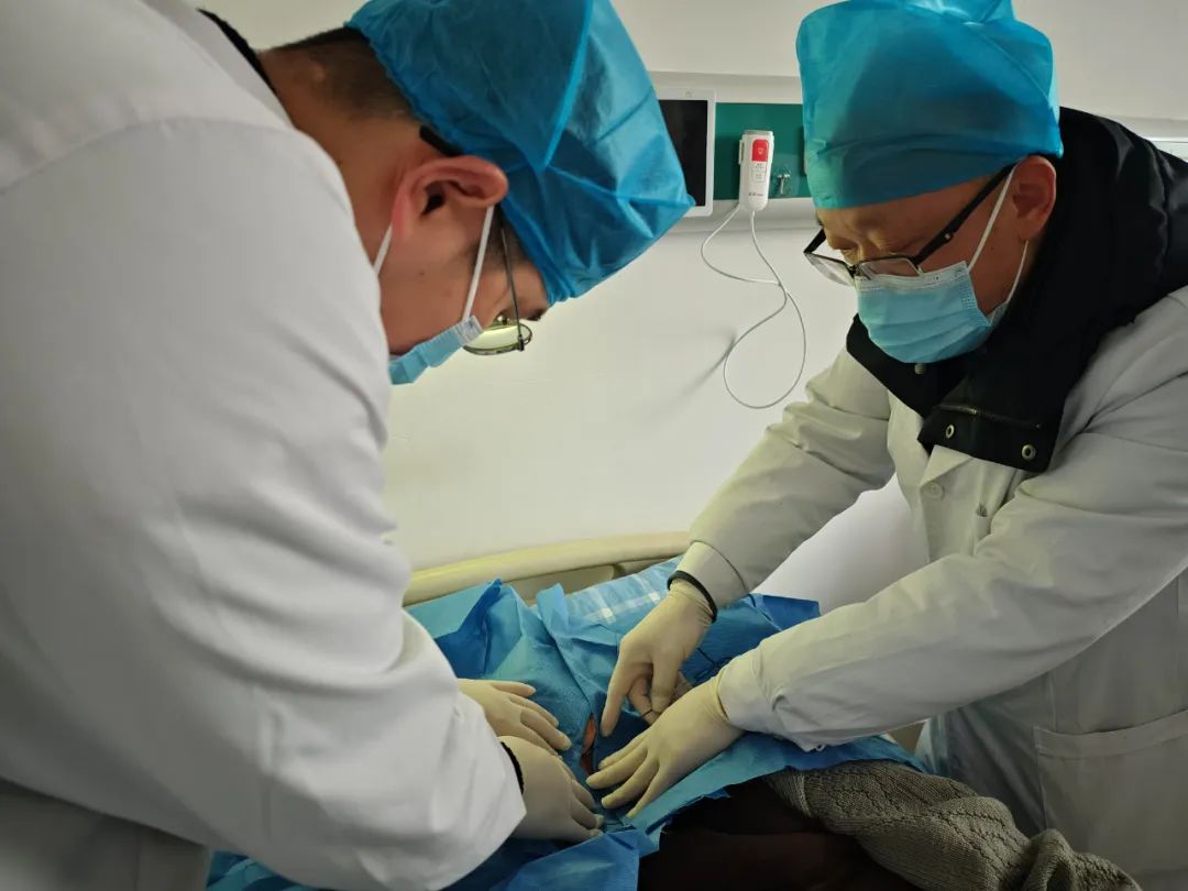 帮助患者重绽笑颜，九江市中医医院运用脉冲射频治疗面肌痉挛 