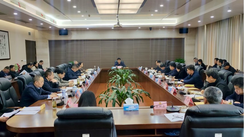 市政协党组理论学习中心组学习会召开，占勇主持并讲话
