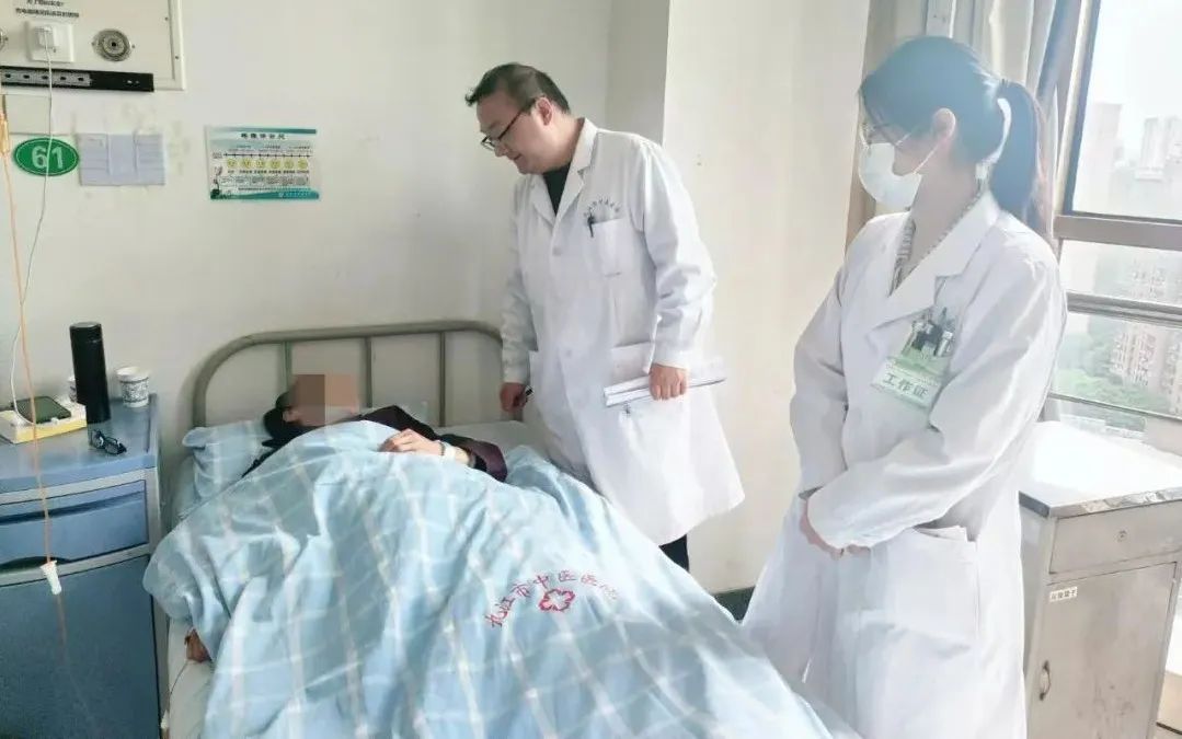 九江市中医医院运用中西医结合成功治疗一名高龄重度血小板减少伴出血患者