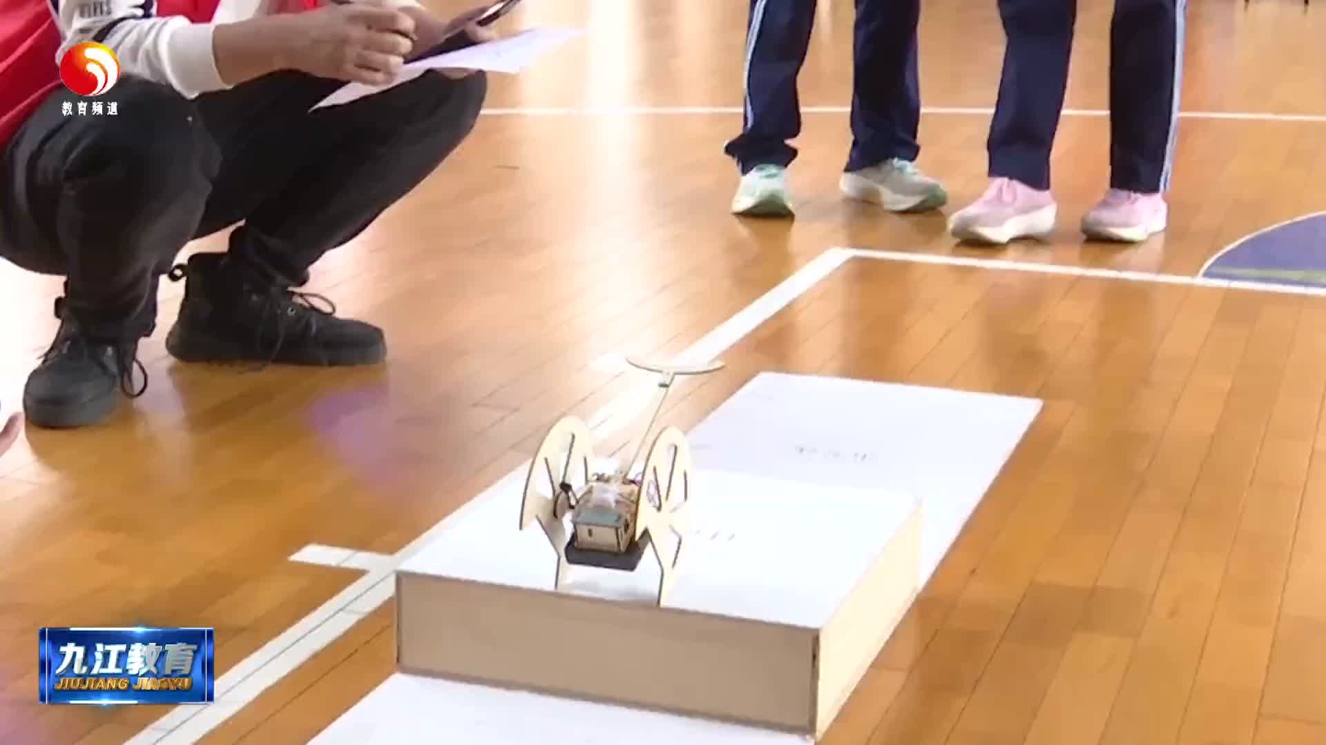 九江金安高级中学（九江石化中学）举办第十一届全国青年科普创新实验暨作品大赛（未来太空车项目）校内选拔赛