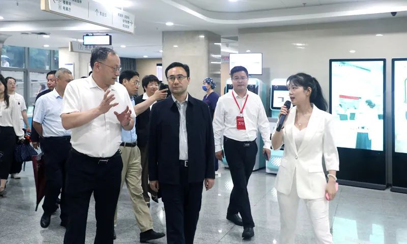 九江学院临床医学院/附属医院接受本科教育教学审核评估入院考察