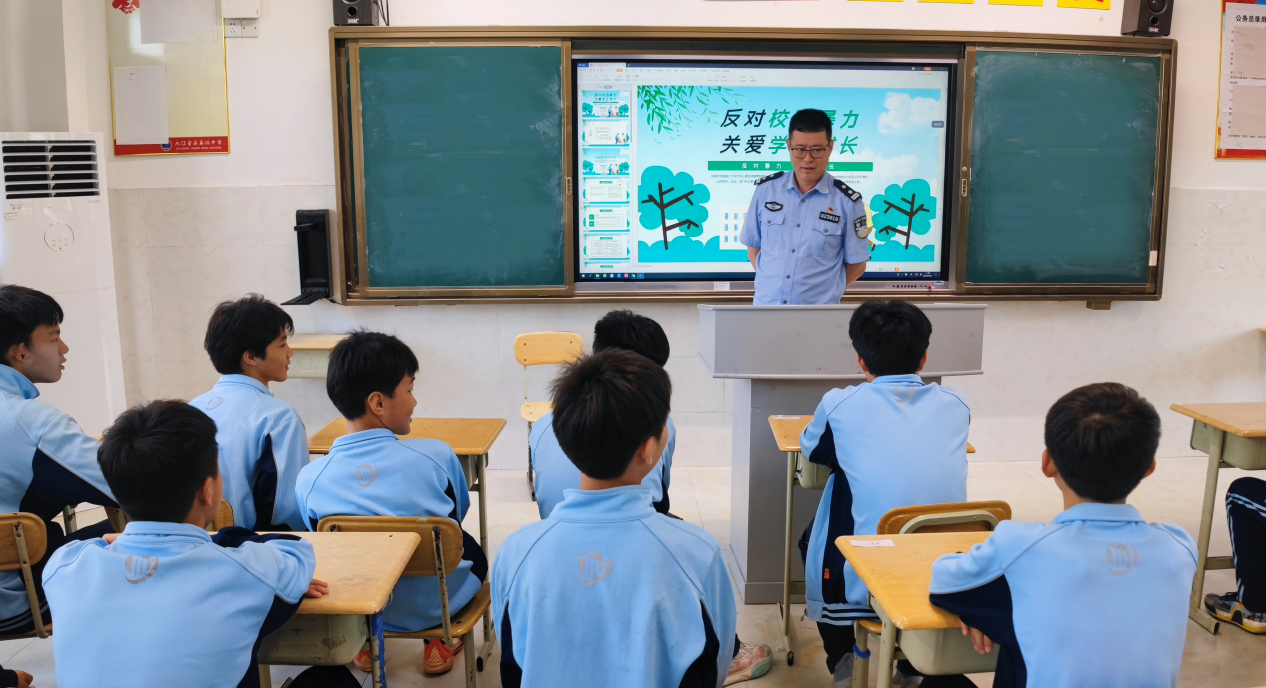 九江金安高级中学（九江石化中学）开展法治安全教育讲座