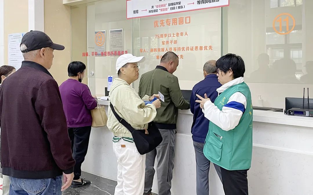 聋人患者盛赞九江学院附属医院手语服务