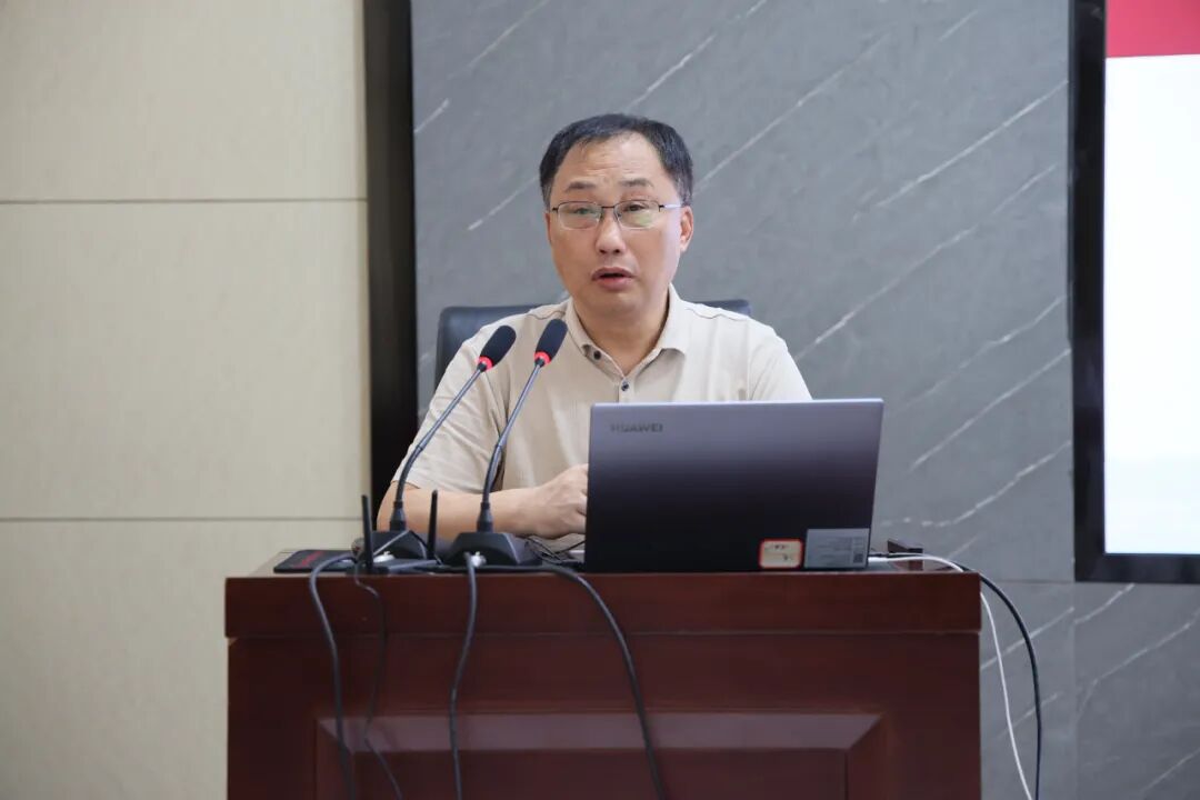 九江市中医医院召开医疗质量与安全管理委员会会议
