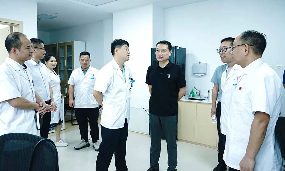 九江学院附属医院赴湖口县总医院人民医院院区开展学术交流活动