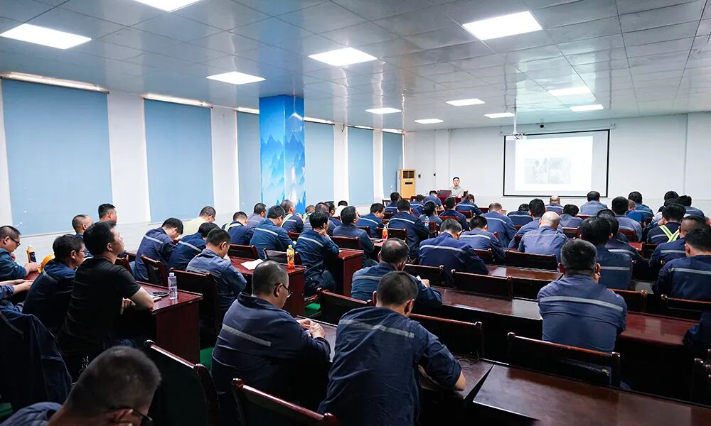 九江学院附属医院赴九江萍钢公司开展健康讲座活动